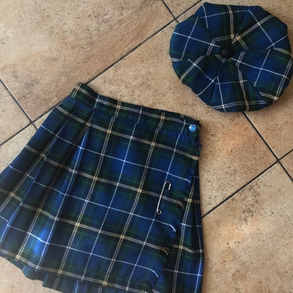 Gorgeous handmade vintage skirt and hat set - Picture 1 of 7